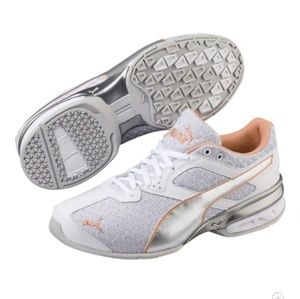 Tazon 6 Luxe Women's Sneakers